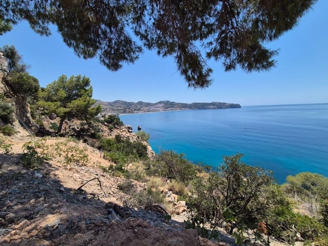 Mark till salu i La Herradura, Almuñécar - 2 250 000 € (Ref: 9207222)