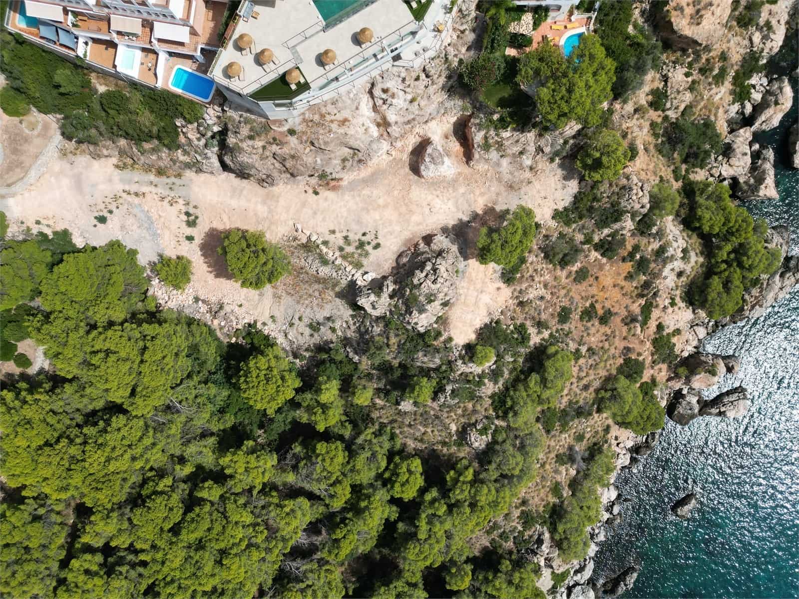 Mark till salu i La Herradura - 2 250 000 € (Ref: 9207222)