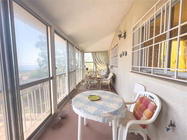 6 makuuhuone Huvila myytävänä paikassa Nerja mukana uima-altaan 
autotalli - 690 000 € (Ref: 9207223)