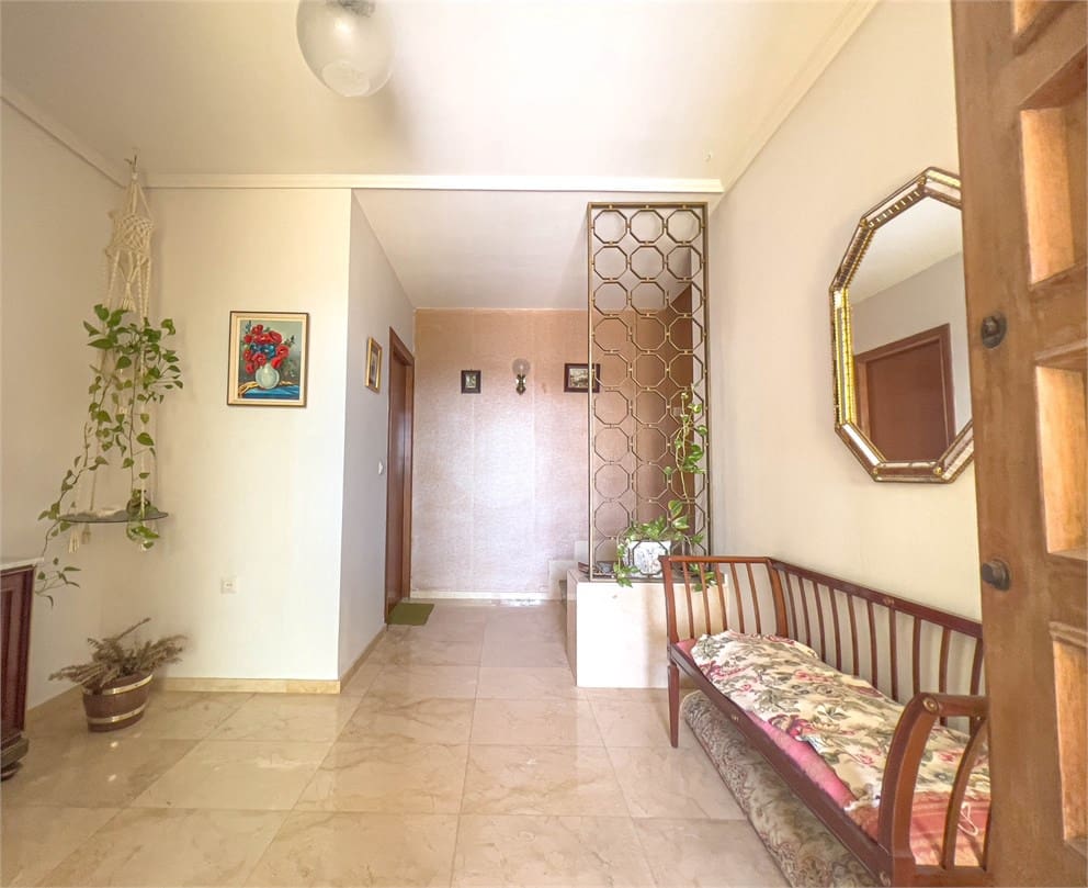 6 slaapkamer Villa te koop in Nerja met zwembad garage - € 690.000 (Ref: 9207223)