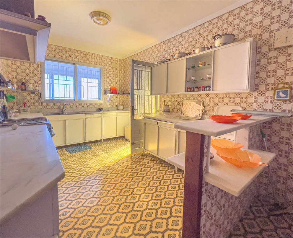 6 slaapkamer Villa te koop in Nerja met zwembad garage - € 690.000 (Ref: 9207223)