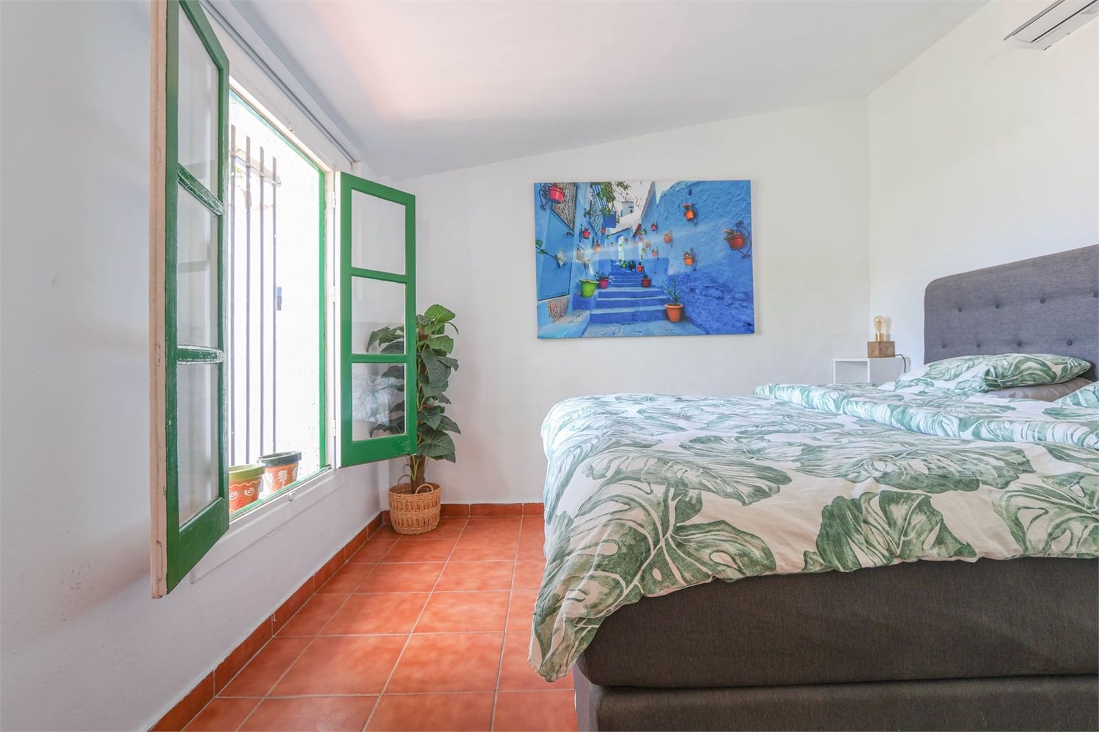3 bedroom Villa for sale in Almunecar with pool garage - € 549,000 (Ref: 9207224)