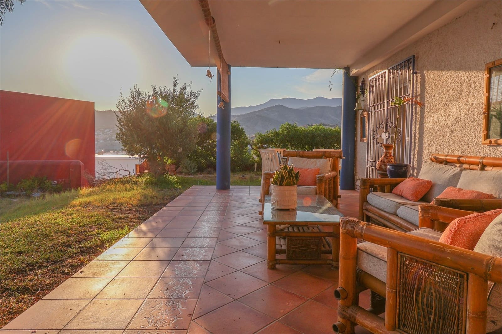 8 soverom Villa til salgs i La Herradura med svømmebasseng garasje - € 1 690 000 (Ref: 9207225)