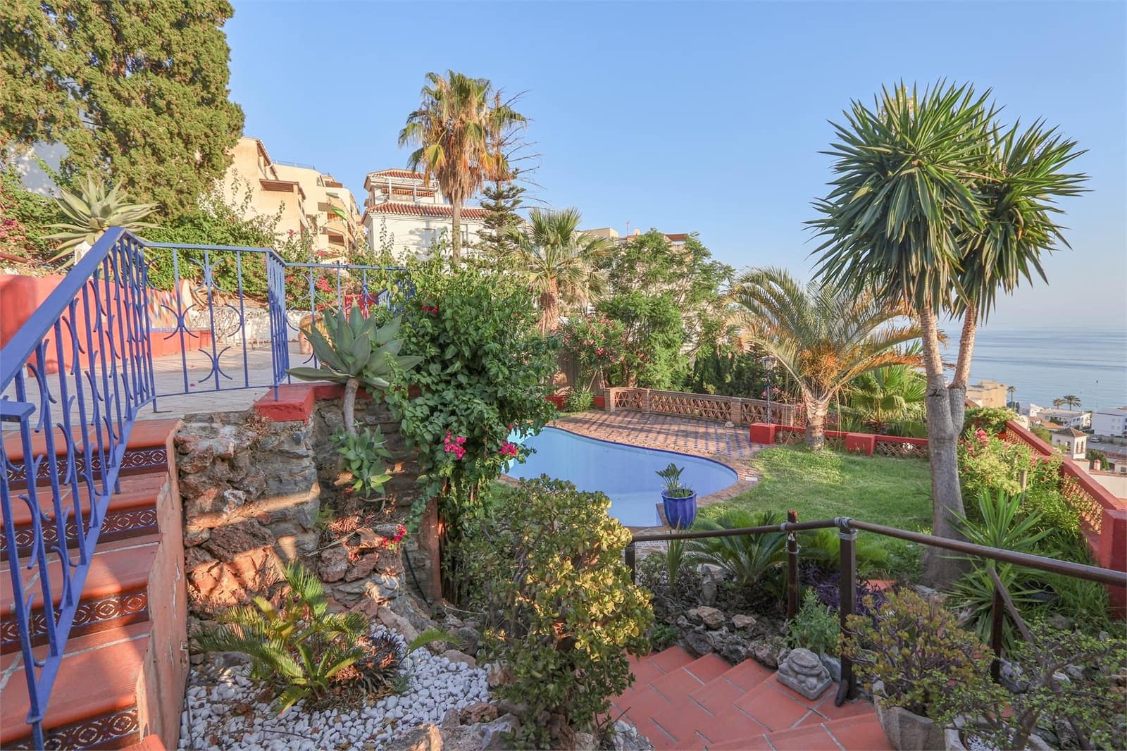 8 soverom Villa til salgs i La Herradura med svømmebasseng garasje - € 1 690 000 (Ref: 9207225)