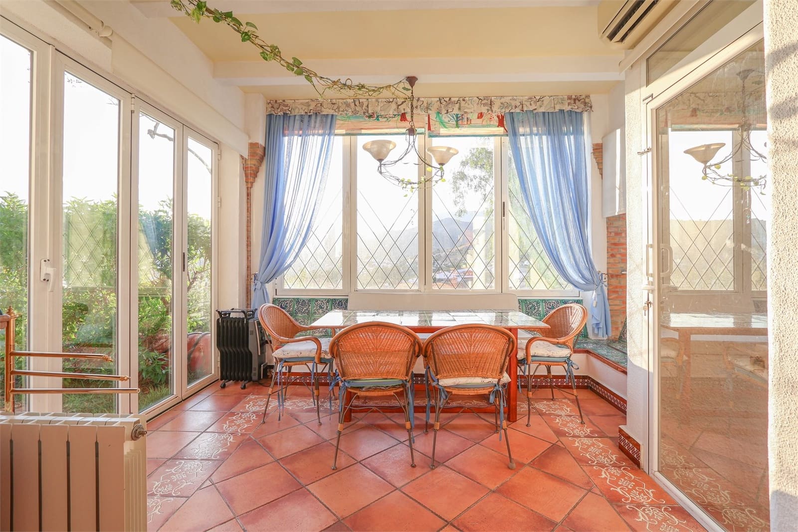 8 soverom Villa til salgs i La Herradura med svømmebasseng garasje - € 1 690 000 (Ref: 9207225)