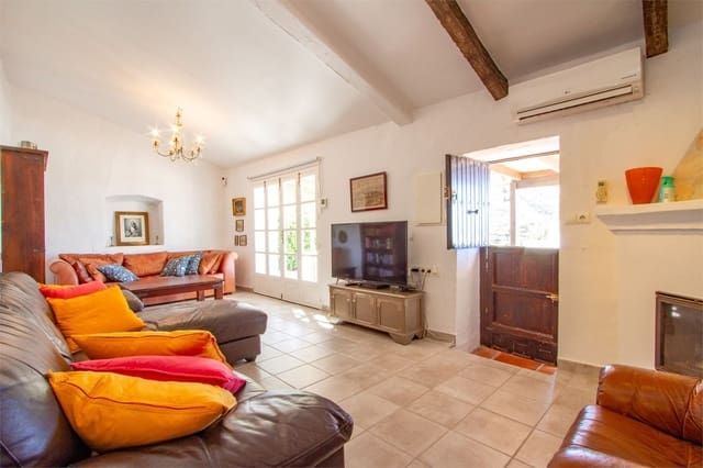 Finca/Landhuis te koop in La Herradura, Almuñécar - € 595.000 (Ref: 9207229)
