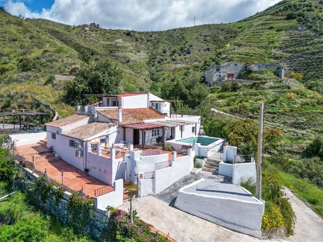 Finca/Landhuis te koop in La Herradura, Almuñécar - € 595.000 (Ref: 9207229)