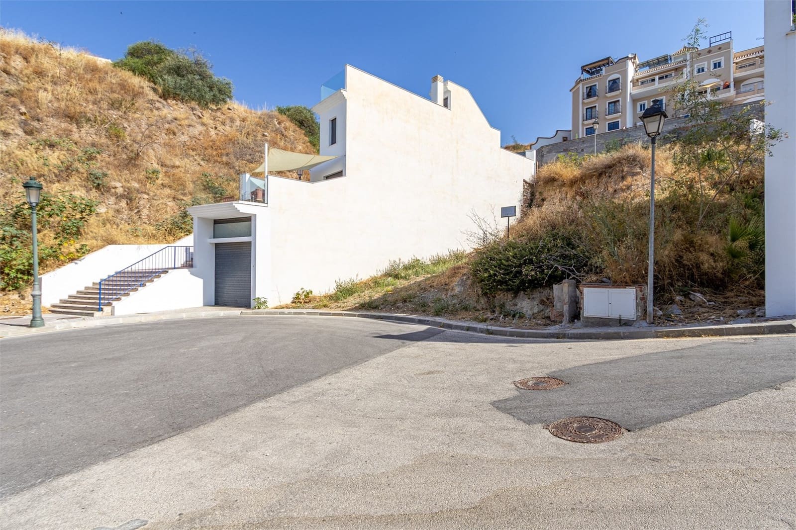 Mark till salu i Nerja - 160 000 € (Ref: 9207232)