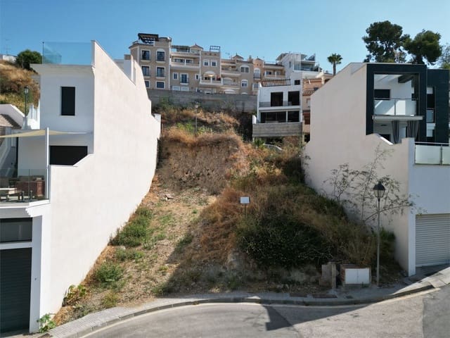 Grunde uden byggetilladelser til salg i Almijara, Nerja - € 160.000 (Ref: 9207232)