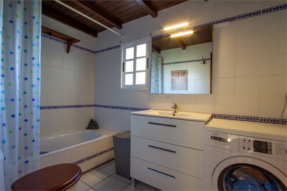 3 quarto Quinta/Casa Rural para venda em Salobrena com piscina garagem - 395 000 € (Ref: 9207234)