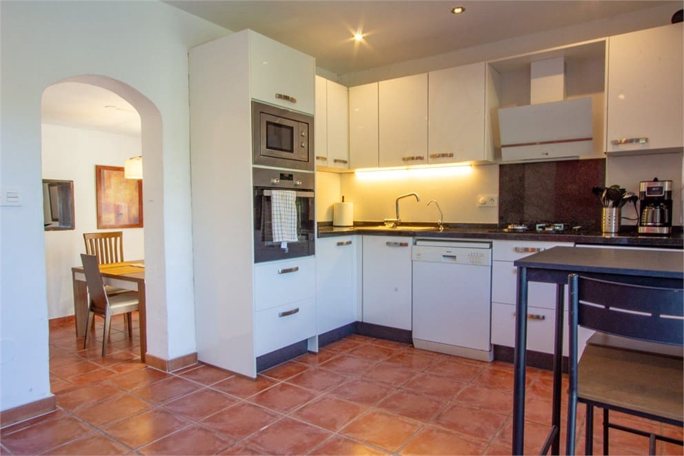 3 quarto Quinta/Casa Rural para venda em Salobrena com piscina garagem - 395 000 € (Ref: 9207234)