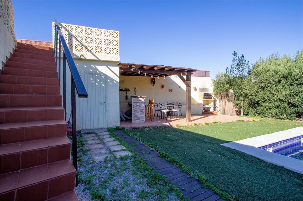 3 quarto Quinta/Casa Rural para venda em Salobrena com piscina garagem - 395 000 € (Ref: 9207234)