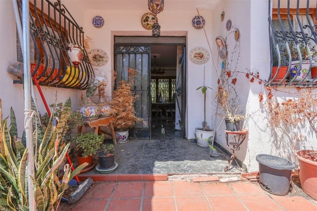 3 camera da letto Villa in vendita in Frigiliana con garage - 550.000 € (Rif: 9207236)