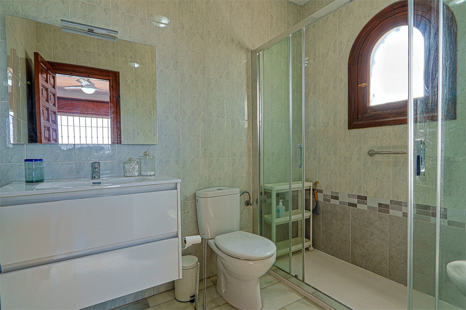 Chalet de 2 habitaciones en Nerja en venta con piscina garaje - 650.000 € (Ref: 9207237)