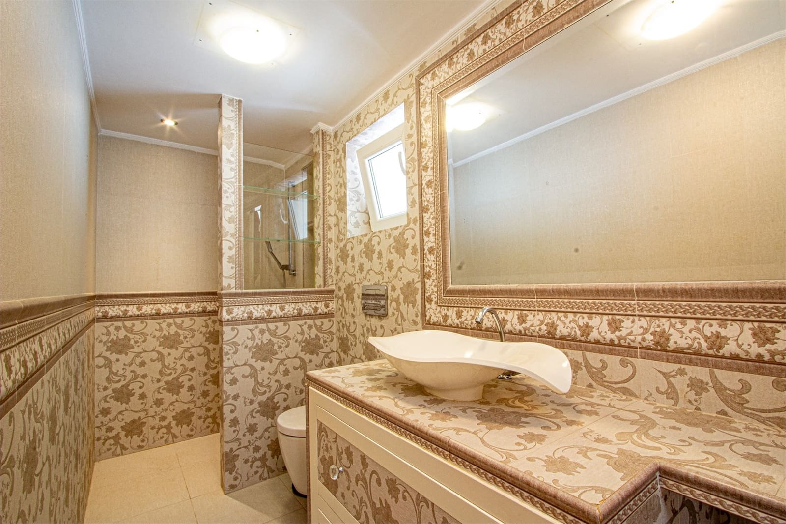 4 soverom Villa til salgs i Salobrena med svømmebasseng garasje - € 749 000 (Ref: 9207239)