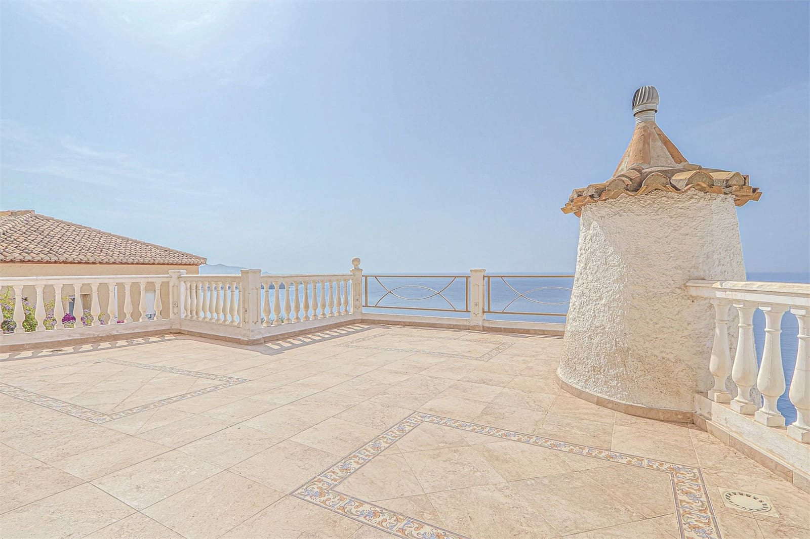 4 soverom Villa til salgs i Salobrena med svømmebasseng garasje - € 749 000 (Ref: 9207239)