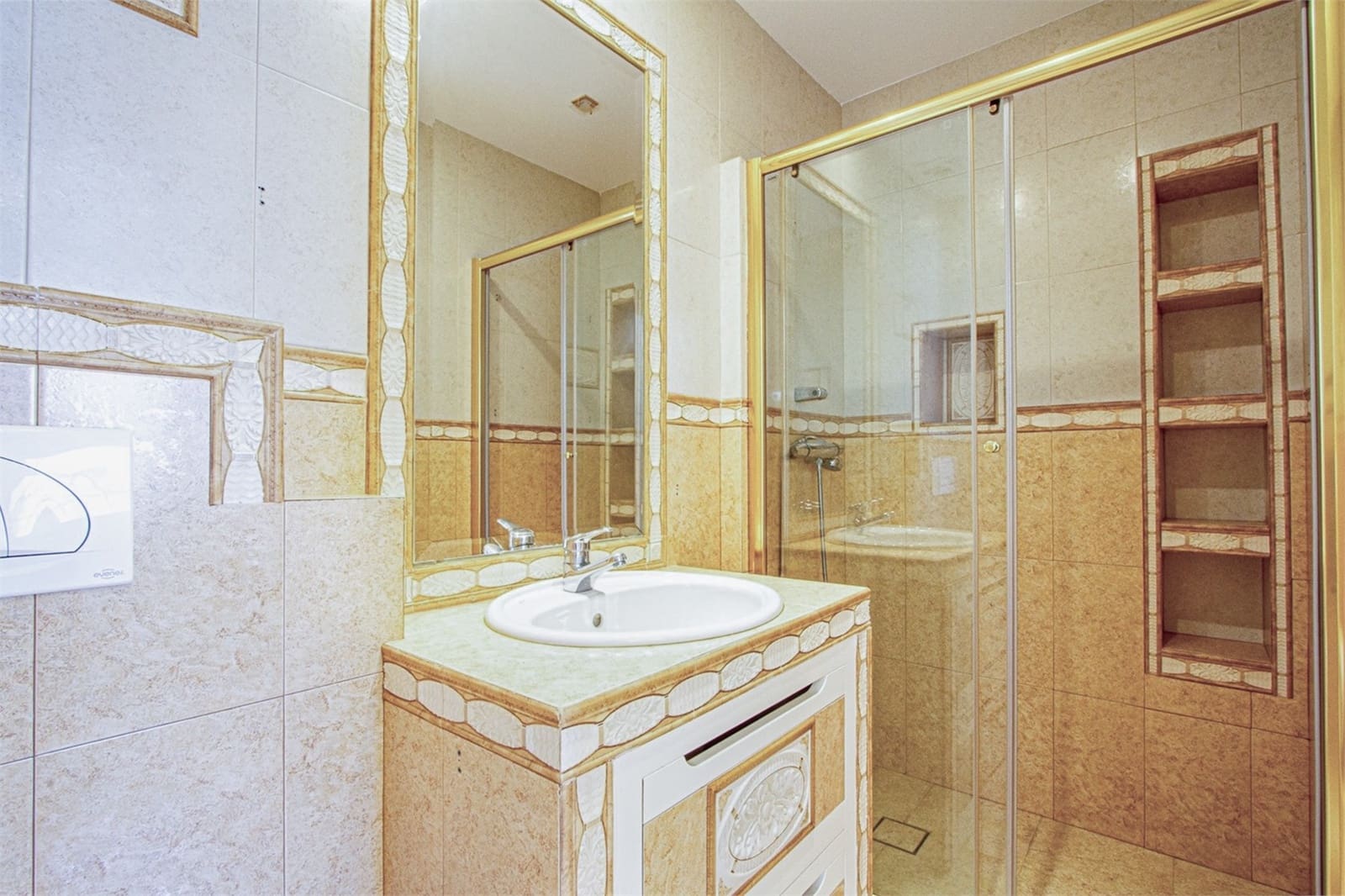 4 soverom Villa til salgs i Salobrena med svømmebasseng garasje - € 749 000 (Ref: 9207239)