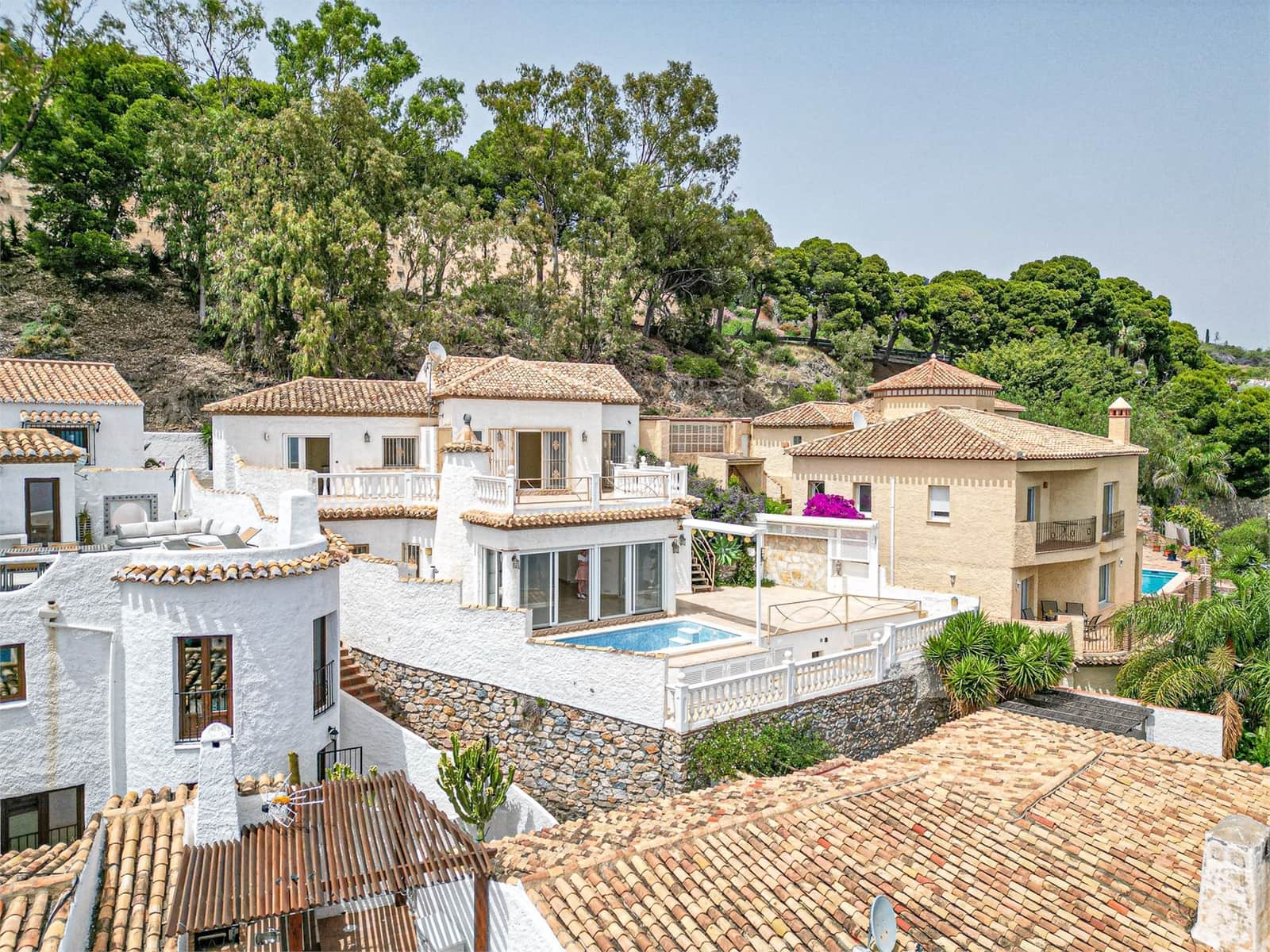 4 soverom Villa til salgs i Salobrena med svømmebasseng garasje - € 749 000 (Ref: 9207239)