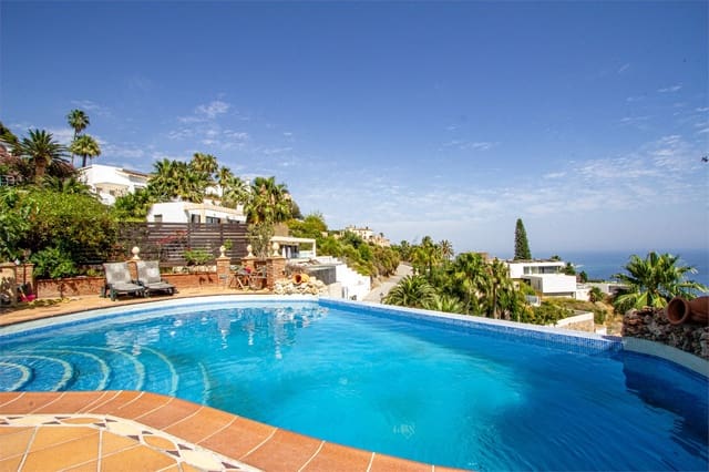 6 bedroom Villa for sale in Salobreña with pool garage - € 1,189,000 (Ref: 9207240)