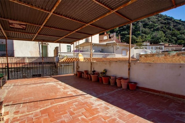Casa de 4 habitaciones en Jete en venta con garaje - 168.000 € (Ref: 9207242)