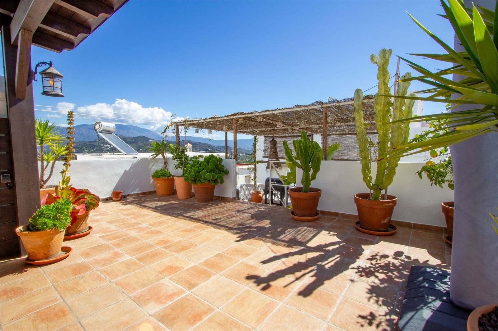 3 slaapkamer Huis te koop in Salobrena met garage - € 389.000 (Ref: 9207245)