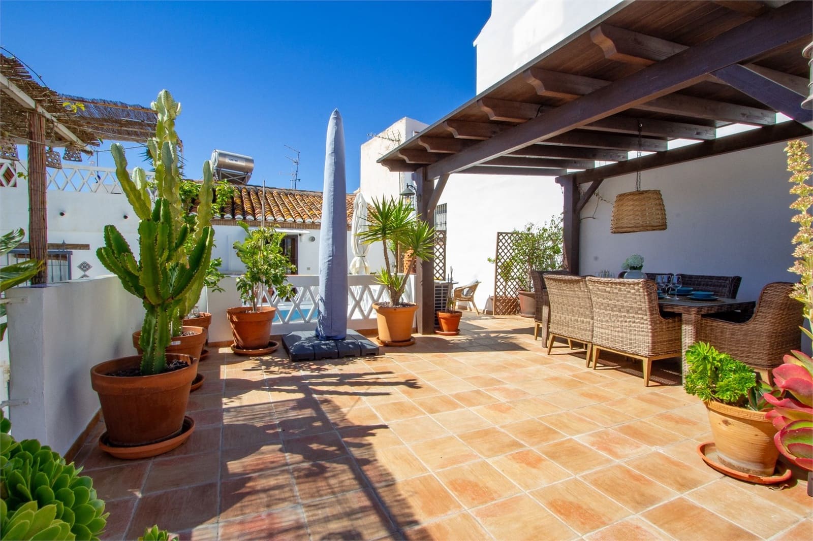 3 slaapkamer Huis te koop in Salobrena met garage - € 389.000 (Ref: 9207245)