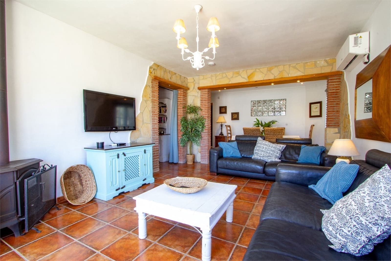 4 quarto Moradia para venda em Nerja com piscina - 680 000 € (Ref: 9207246)