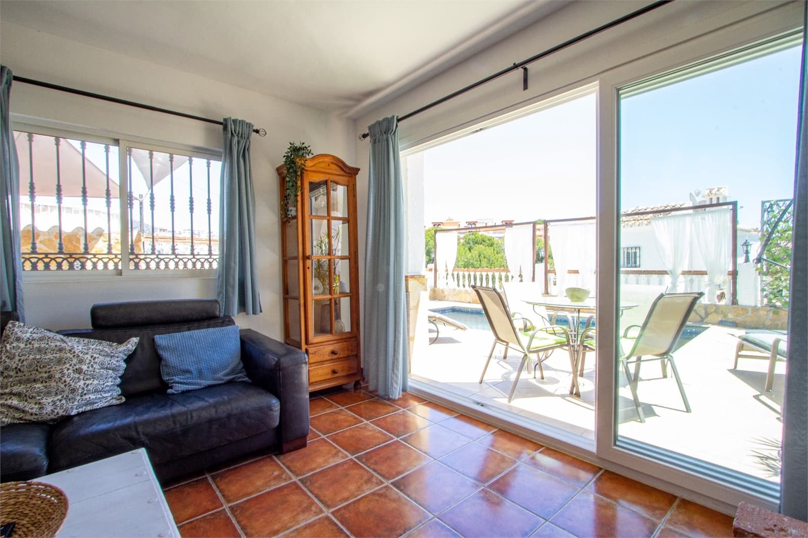 4 quarto Moradia para venda em Nerja com piscina - 680 000 € (Ref: 9207246)