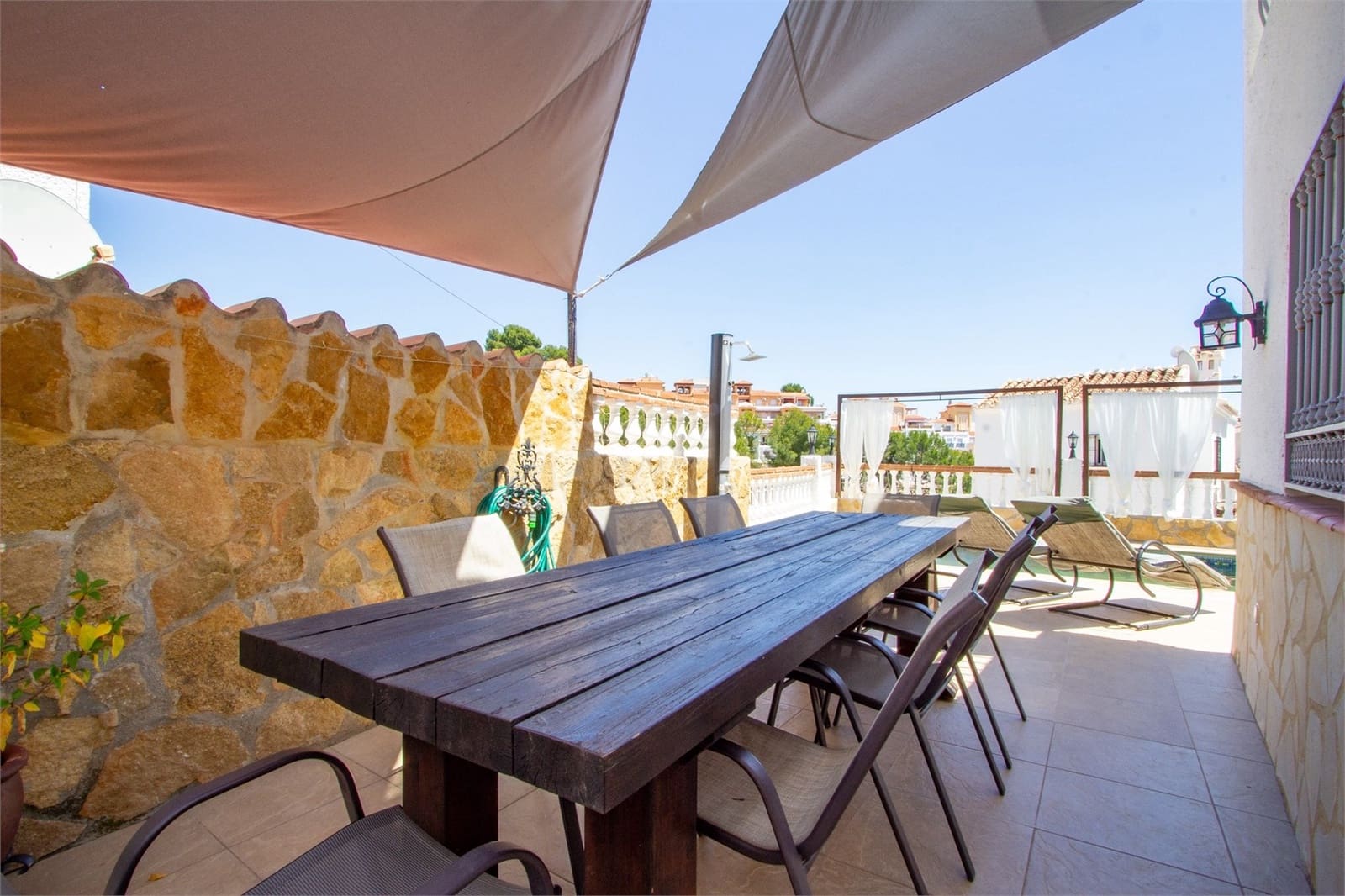 4 quarto Moradia para venda em Nerja com piscina - 680 000 € (Ref: 9207246)