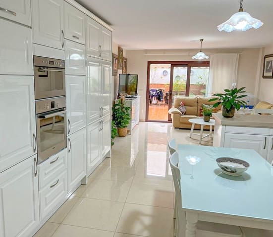 5 slaapkamer Huis te koop in Nerja met zwembad - € 1.490.000 (Ref: 9207247)