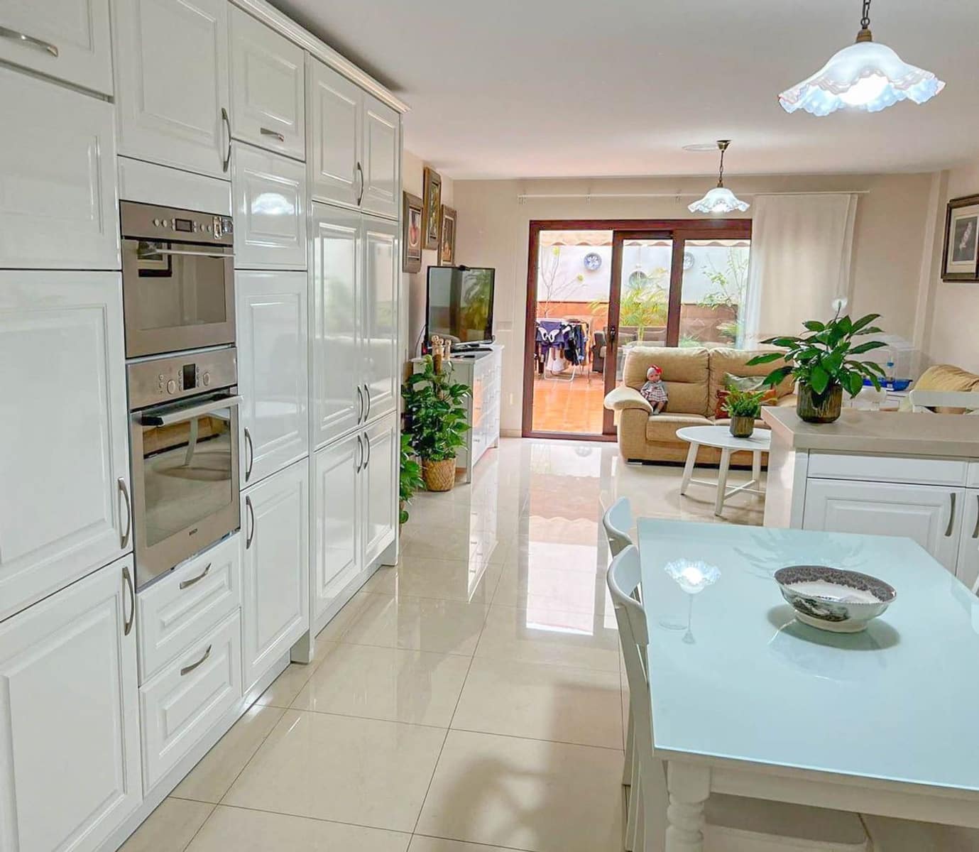 Omakotitalo myytävänä paikassa Nerja - 1 490 000 € (Ref: 9207247)