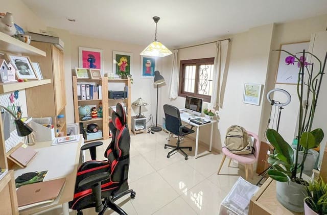 Omakotitalo myytävänä paikassa Centro, Nerja - 1 490 000 € (Ref: 9207247)