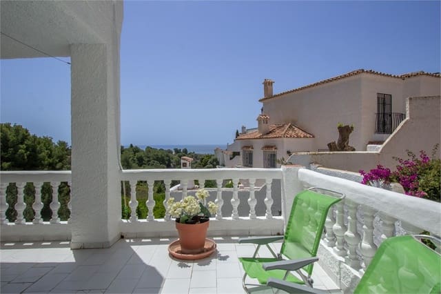 2 makuuhuone Huvila myytävänä paikassa Nerja - 375 000 € (Ref: 9207252)