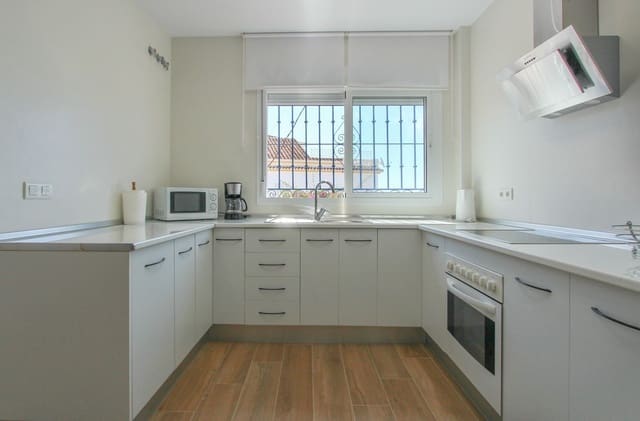 4 sypialnia Dom szeregowy na sprzedaż w Maro, Nerja - 739 000 € (Ref: 9207254)