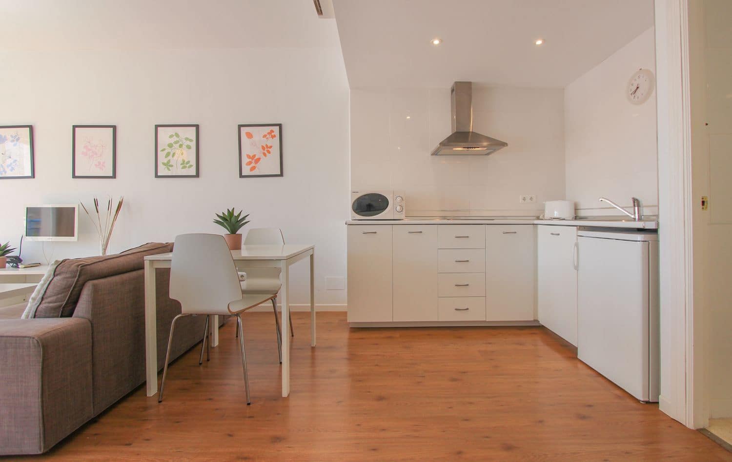Apartamento para venda em Maro - 739 000 € (Ref: 9207254)