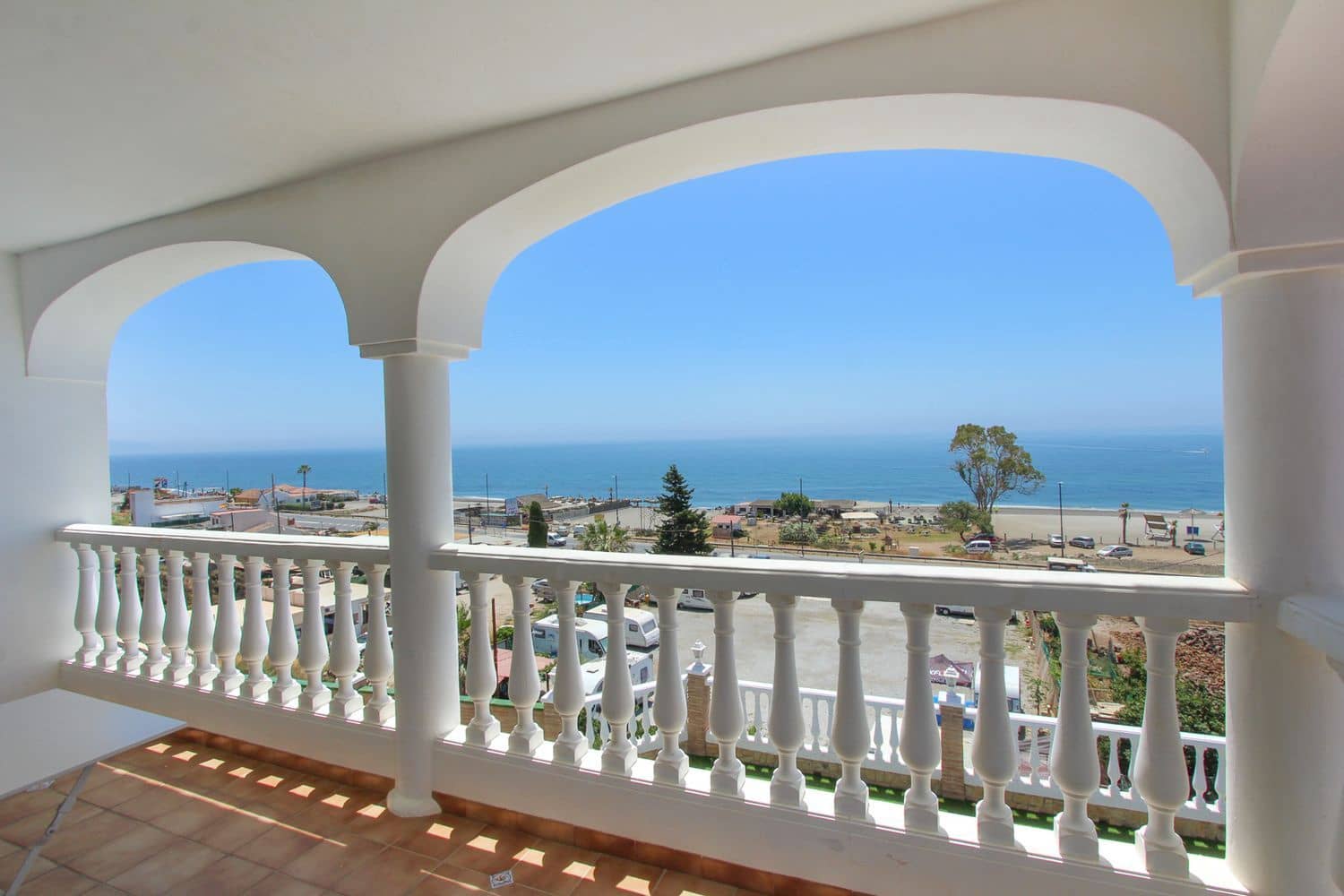 4 soveværelse Villa til salg i Torrox med swimmingpool - € 739.000 (Ref: 9207255)