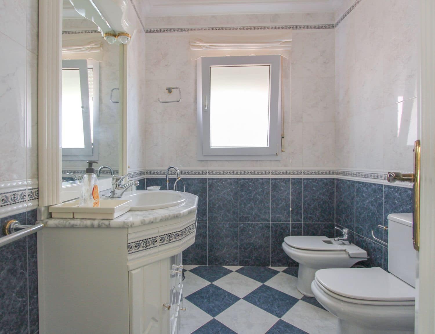 4 soveværelse Villa til salg i Torrox med swimmingpool - € 739.000 (Ref: 9207255)