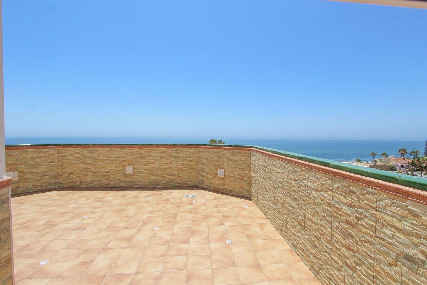 4 soveværelse Villa til salg i Torrox med swimmingpool - € 739.000 (Ref: 9207255)