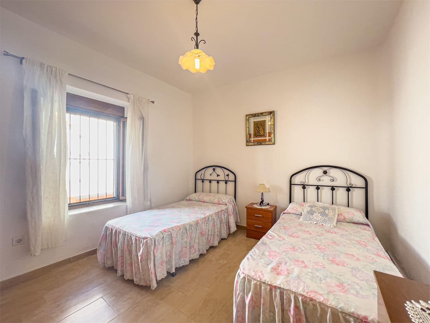 Leilighet til salgs i Maro med svømmebasseng - € 370 000 (Ref: 9207256)