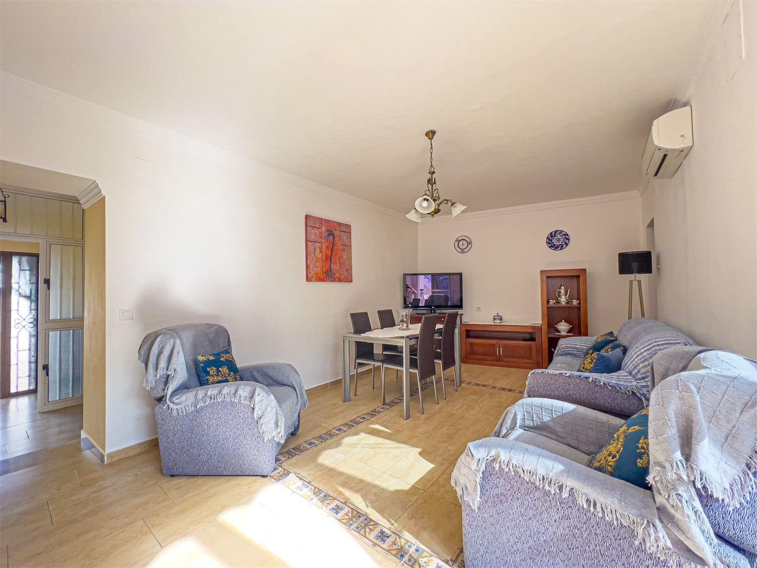 Leilighet til salgs i Maro med svømmebasseng - € 370 000 (Ref: 9207256)