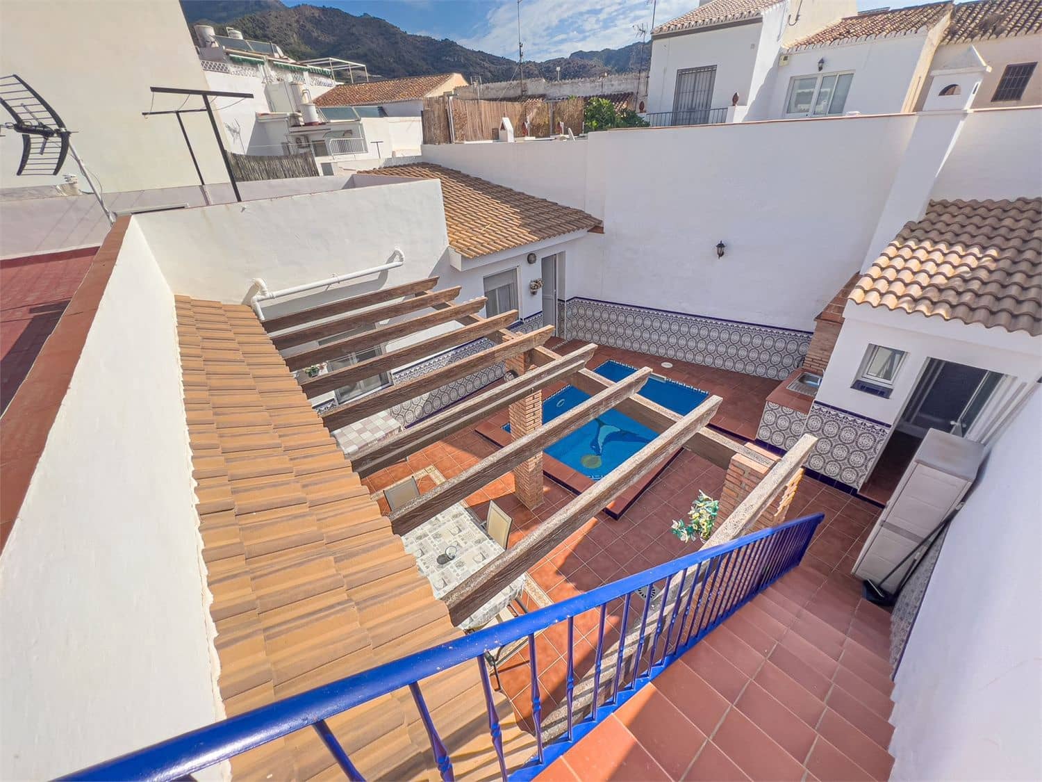 Leilighet til salgs i Maro med svømmebasseng - € 370 000 (Ref: 9207256)