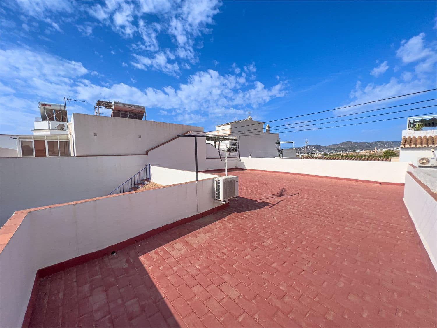 Leilighet til salgs i Maro med svømmebasseng - € 370 000 (Ref: 9207256)