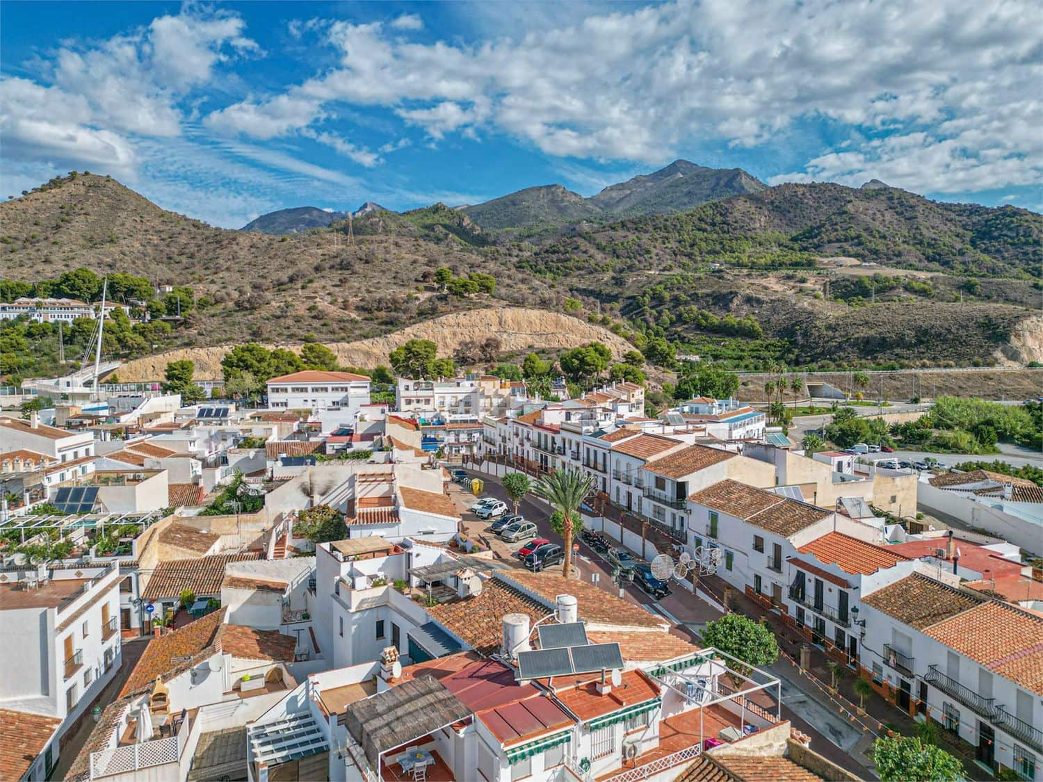 Leilighet til salgs i Maro med svømmebasseng - € 370 000 (Ref: 9207256)