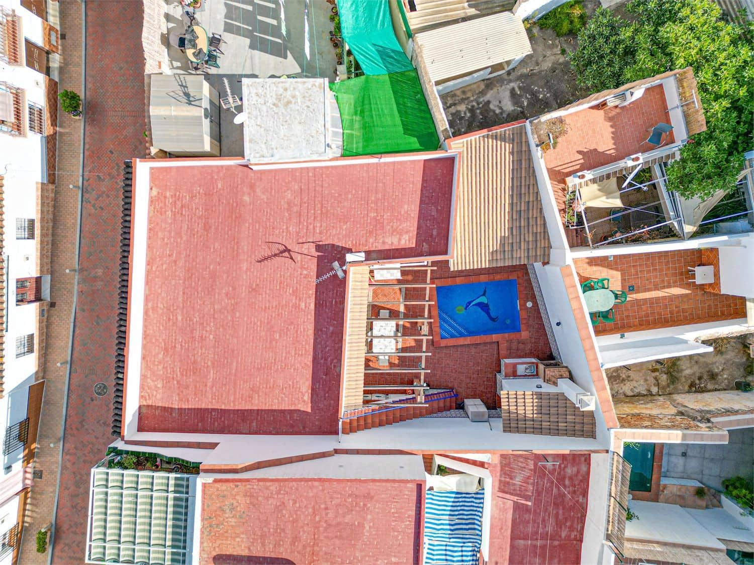 Leilighet til salgs i Maro med svømmebasseng - € 370 000 (Ref: 9207256)