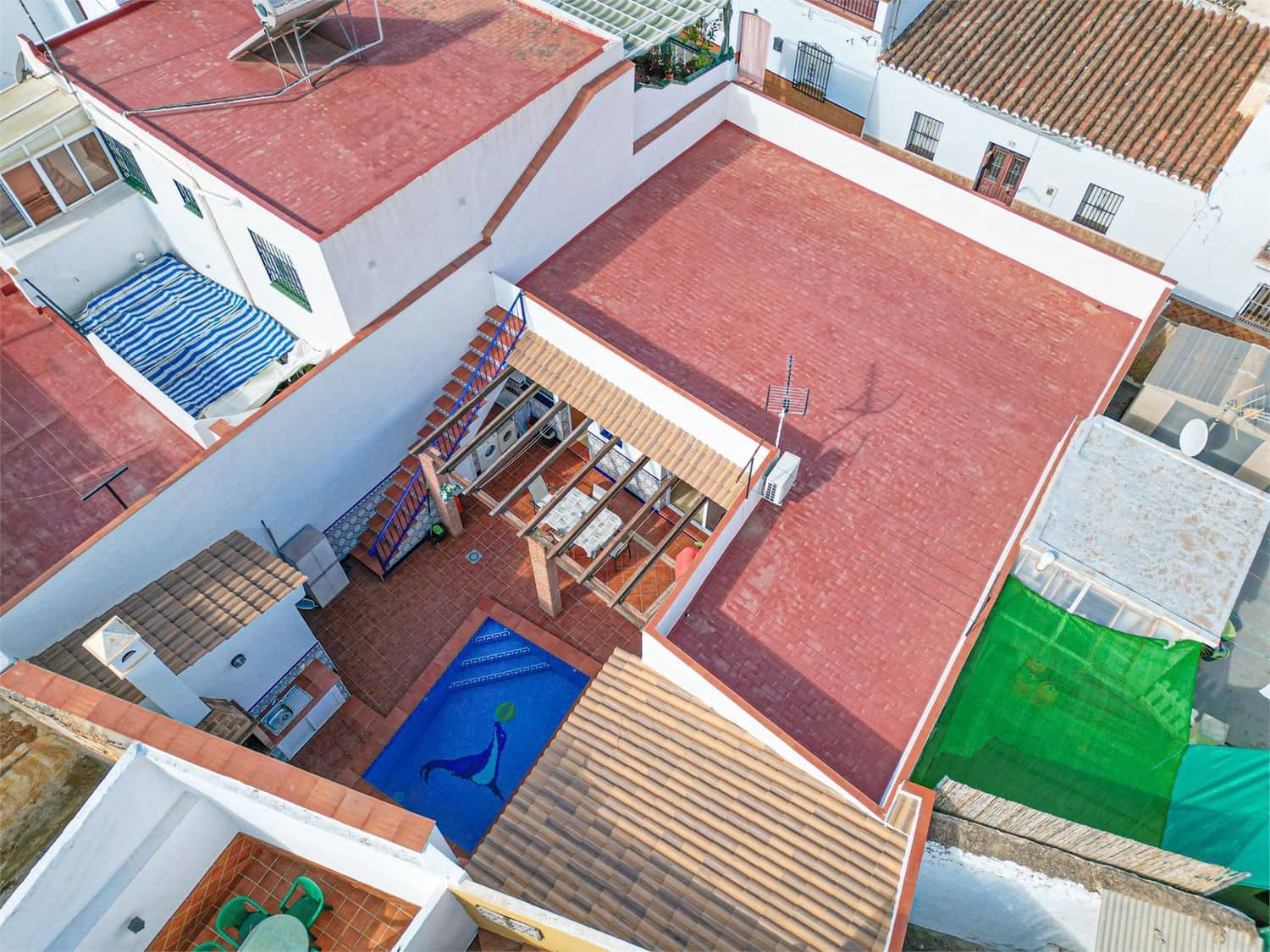 Leilighet til salgs i Maro med svømmebasseng - € 370 000 (Ref: 9207256)