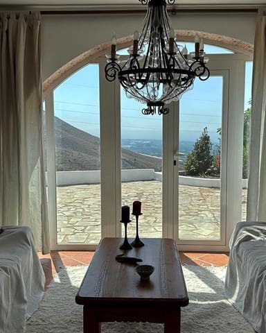 4 soverom Villa til salgs i Salobreña med svømmebasseng garasje - € 490 000 (Ref: 9207257)