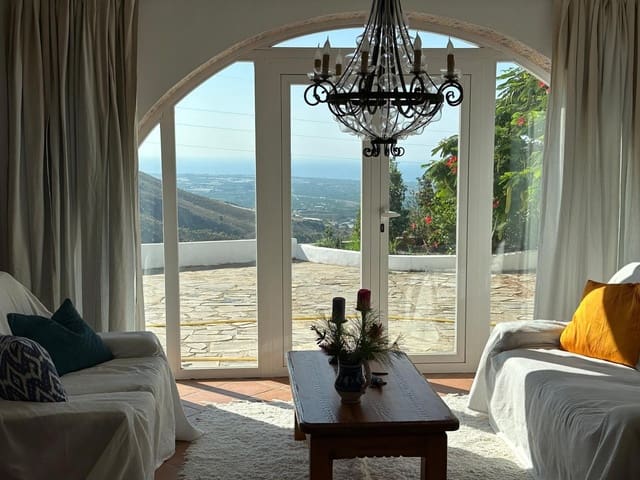 4 soverom Villa til salgs i Salobreña med svømmebasseng garasje - € 490 000 (Ref: 9207257)