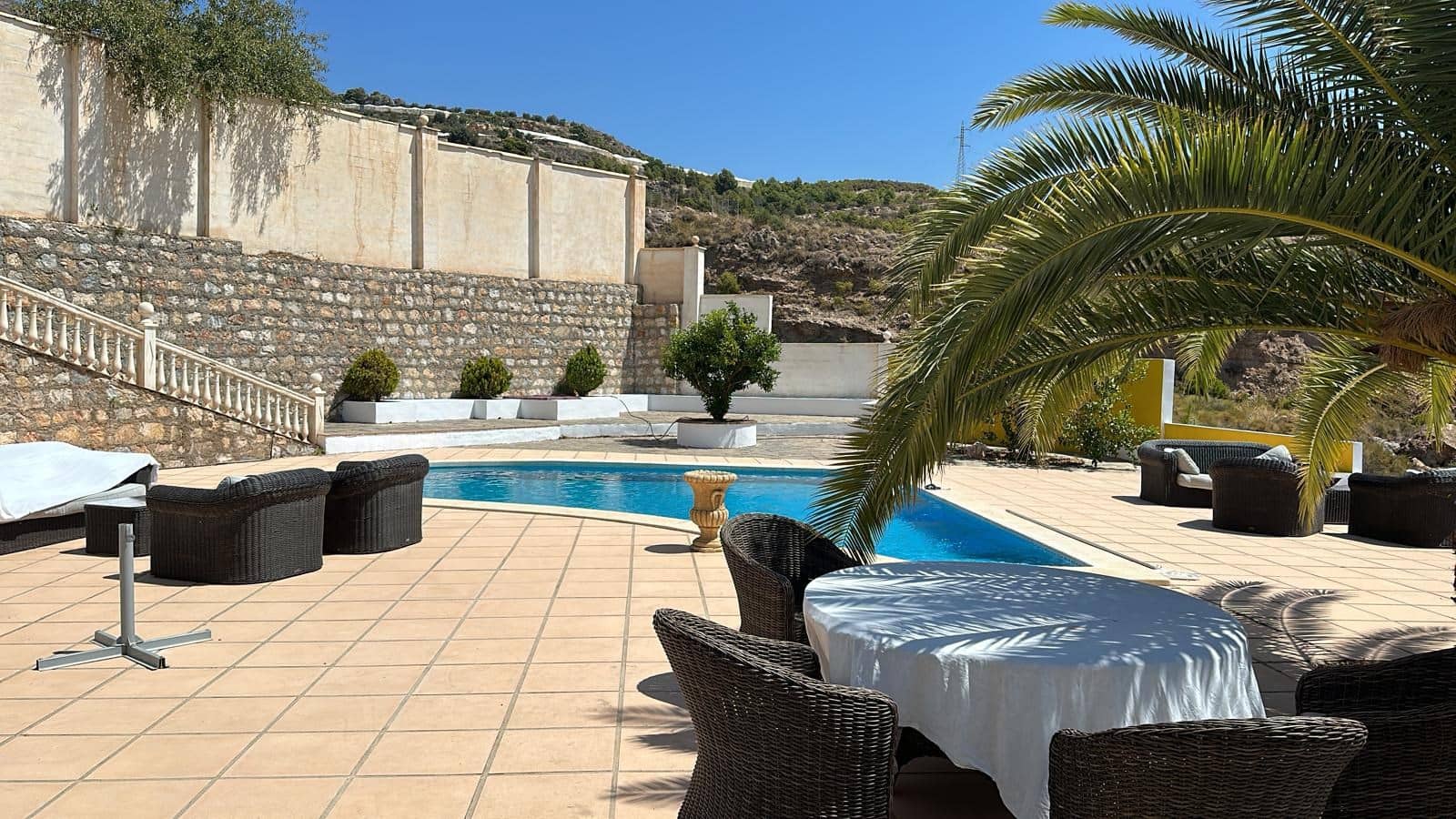 4 soverom Villa til salgs i Salobrena med svømmebasseng garasje - € 490 000 (Ref: 9207257)