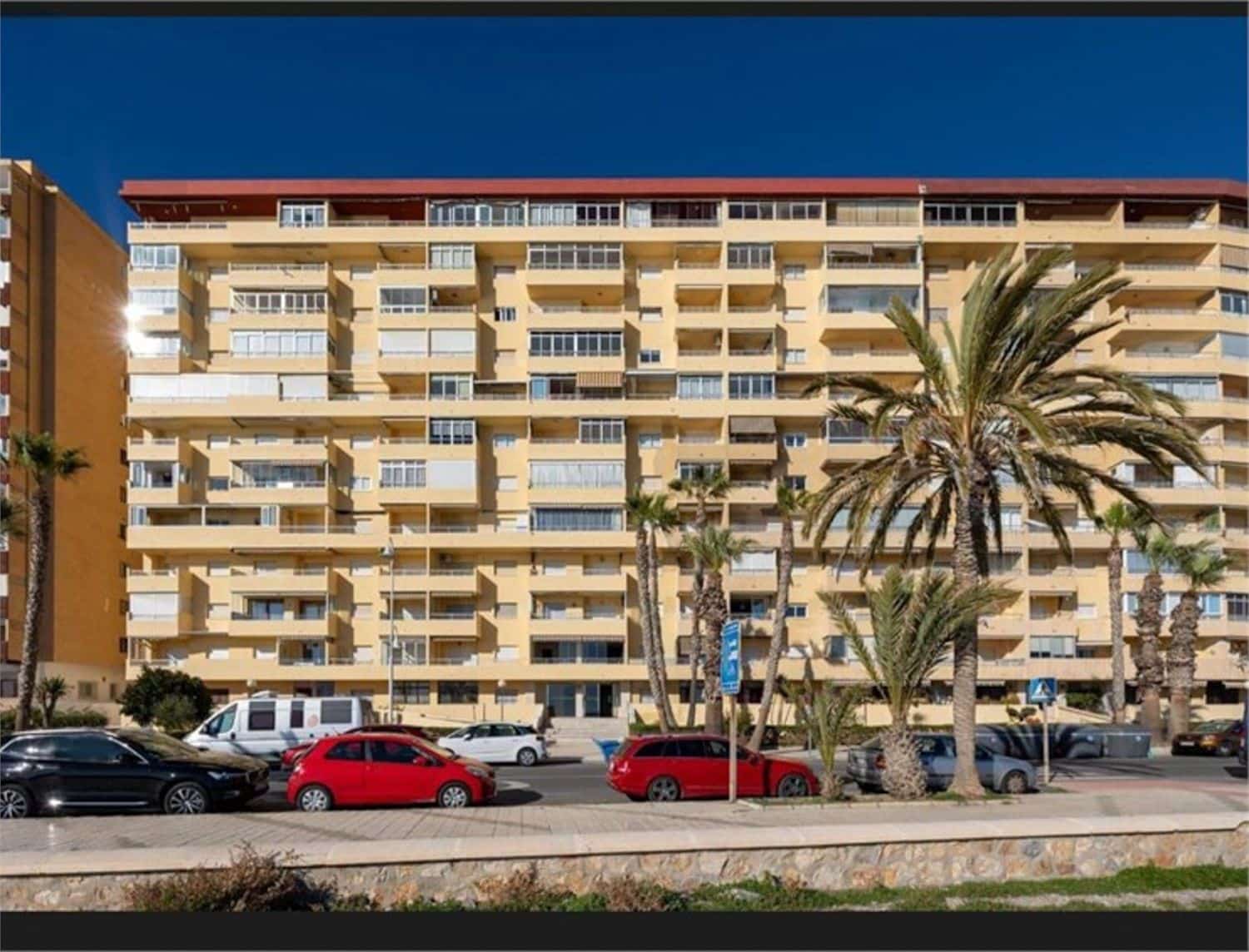 Ranta-asunto myytävänä paikassa Almunecar - 449 000 € (Ref: 9207264)