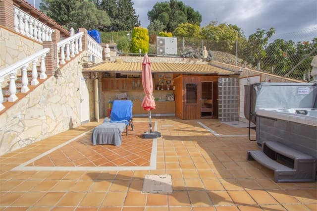 4 sovrum Finca/Hus på landet till salu i Frigiliana med pool garage - 780 000 € (Ref: 9207270)